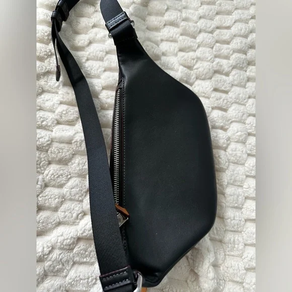 Coach Black Belt Bag with Textured Monochrome Design - Picture 2 of 5